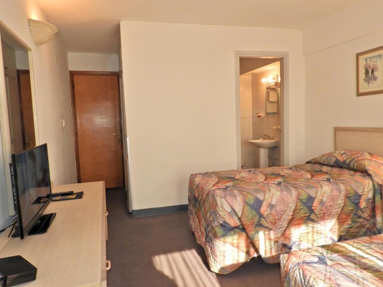 Hotel Tres Cruces Montevideo